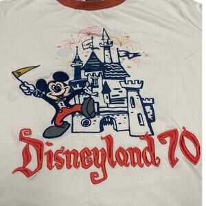 Disneyland 70 Vault Collection T-Shirt 1X Mickey Castle Graphic